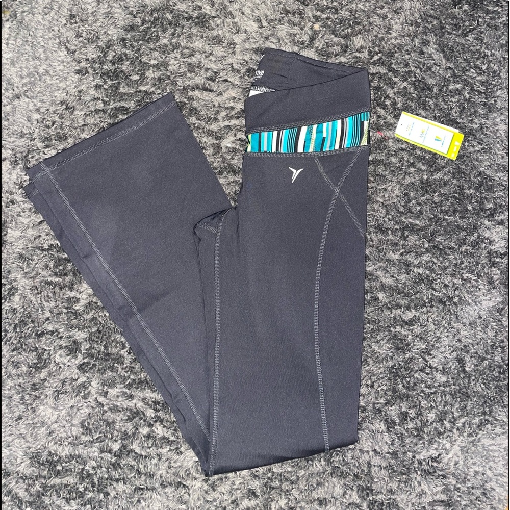 Active by Old Navy Straight Fit Exercise Pants